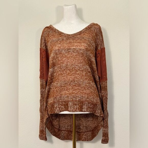 Free People Oversized Rust Orange Sweater with Lace Accents Women’s Size Small - Picture 1 of 13